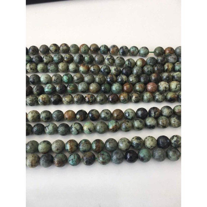 Afrikansk turkis, facet 12 mm, 1/1 streng